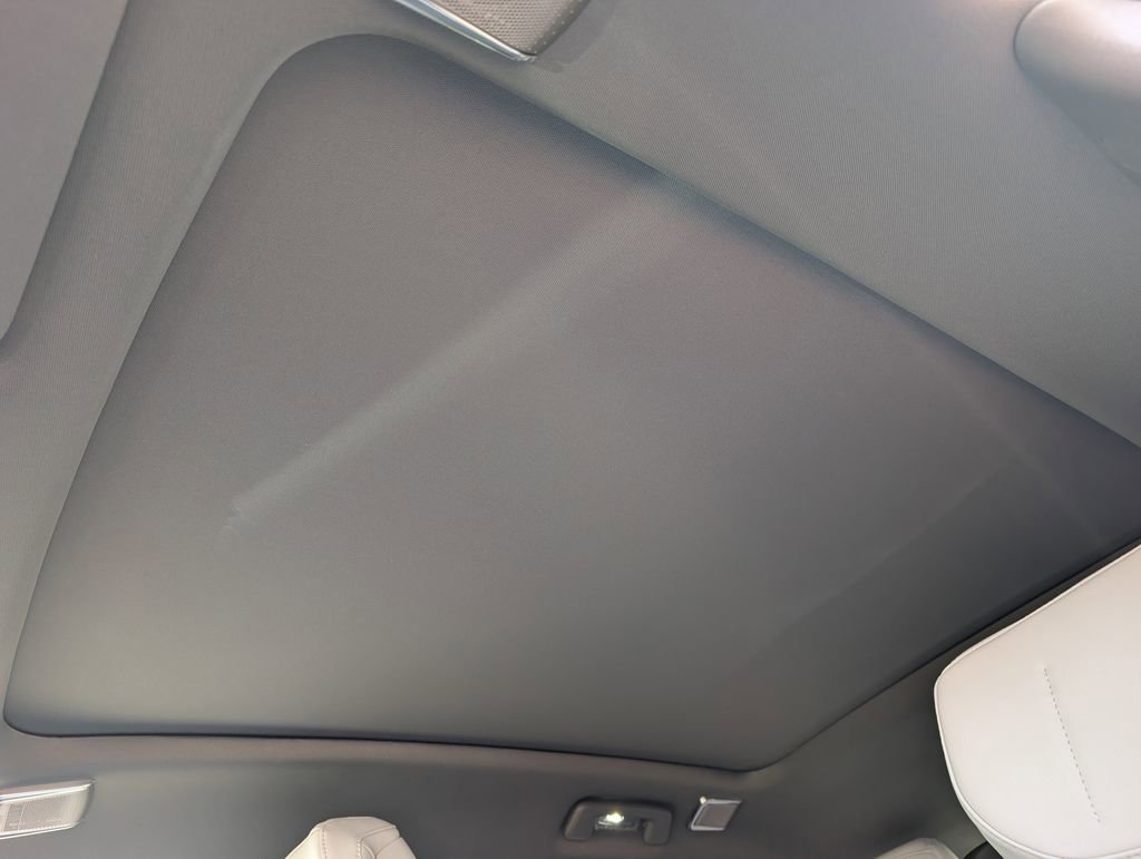 New 2026 Cadillac Optiq V AWD/4WD image 14