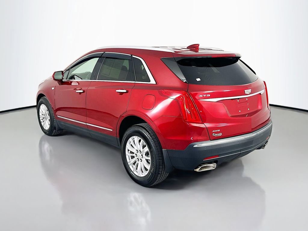 Used 2019 Cadillac XT5 AWD image 5