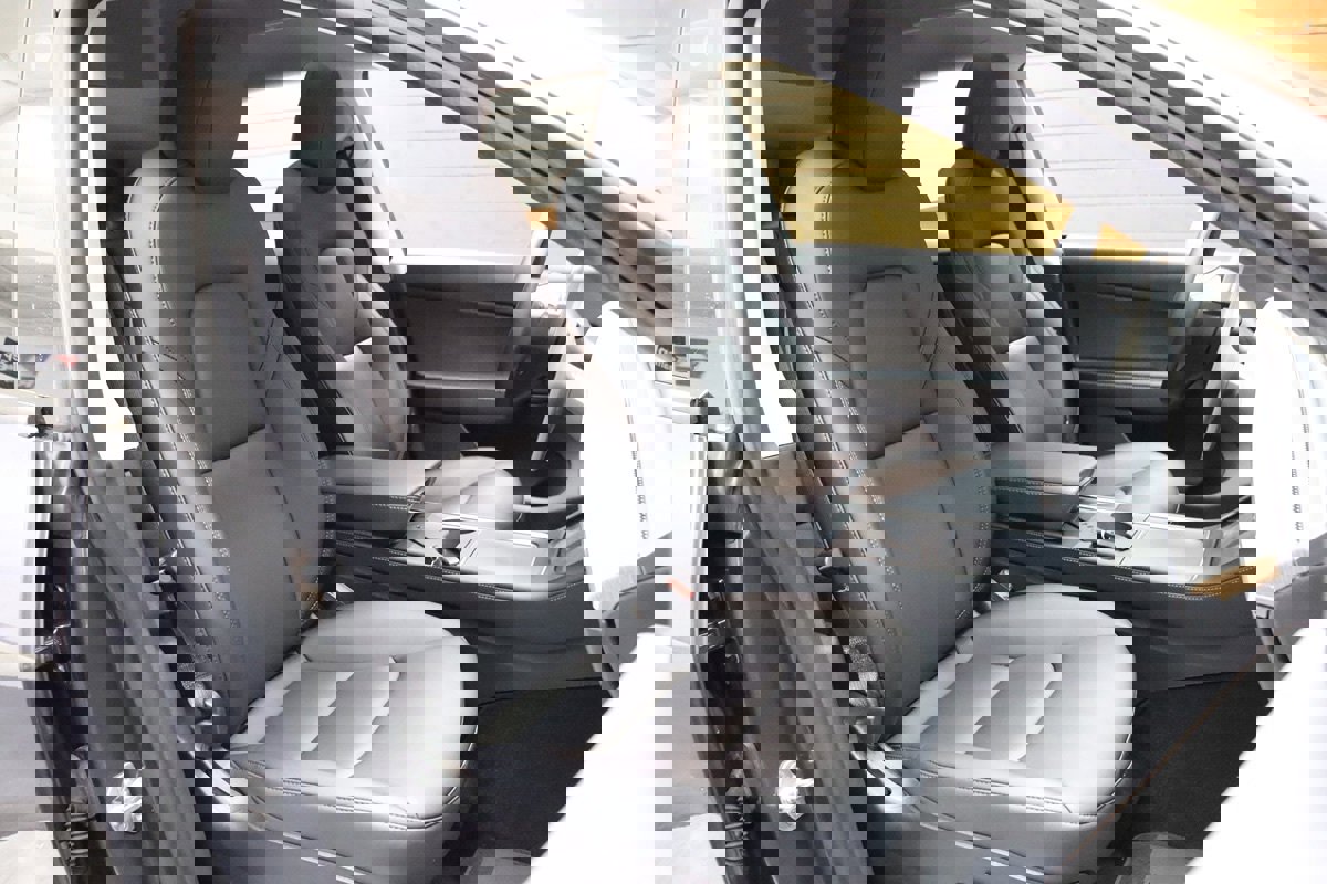 Used 2022 Tesla Model Y Long Range image 50