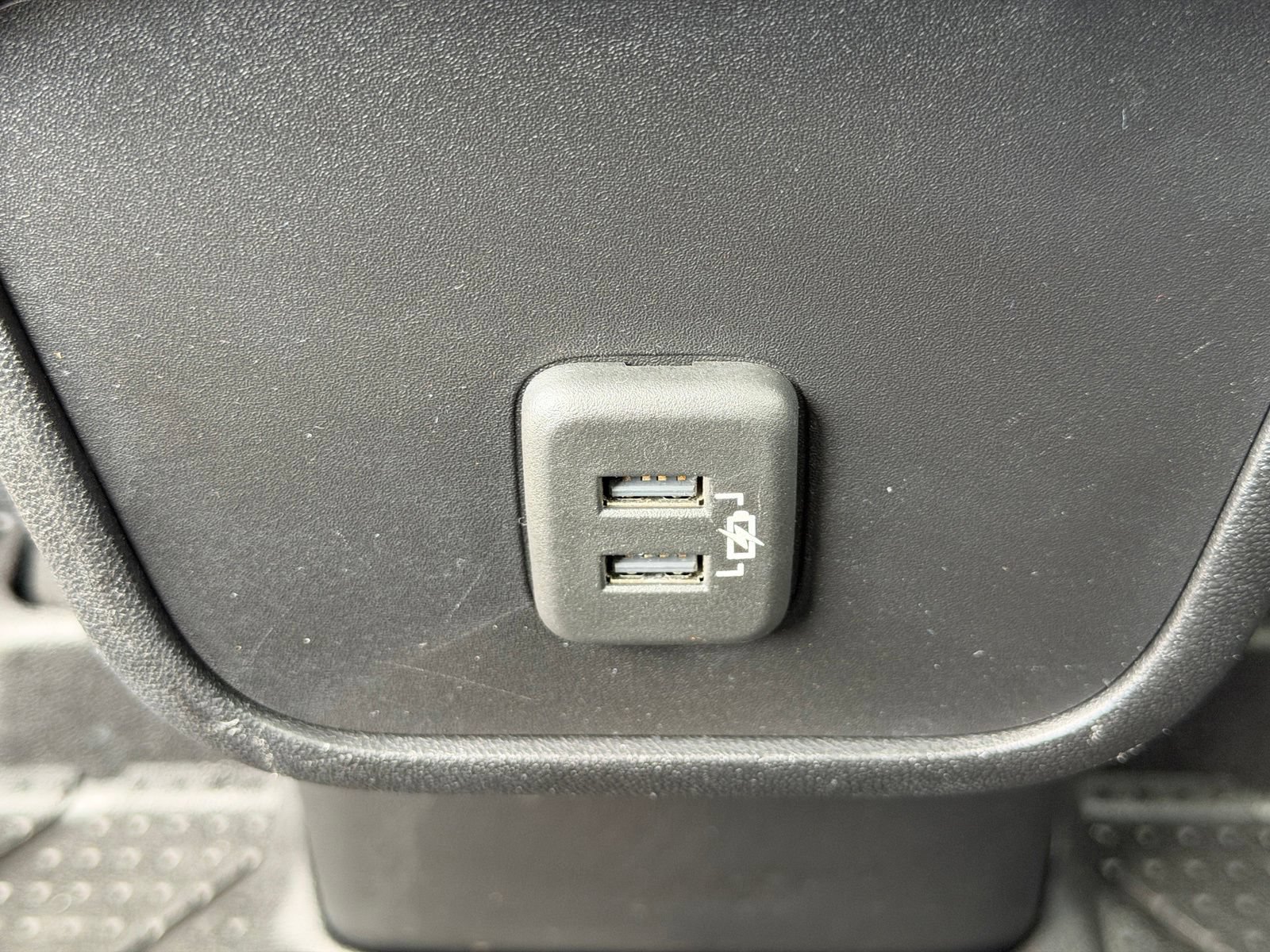 Used 2020 Chevrolet Equinox LT w/ Driver Convenience Package AWD/4WD image 33