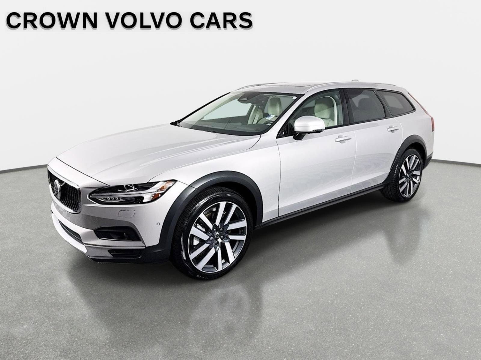 Used 2025 Volvo V90 B6 Cross Country Plus