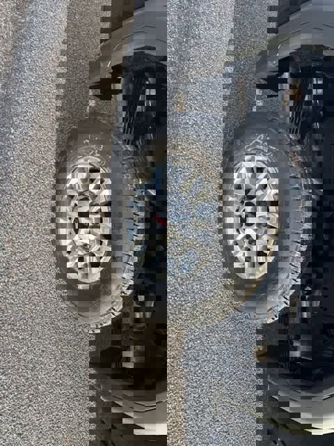 New 2026 GMC Sierra 2500 SLE w/ SLE Convenience Package image 9