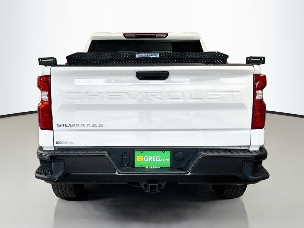Used 2025 Chevrolet Silverado 1500 W/T w/ WT Value Package AWD/4WD image 8