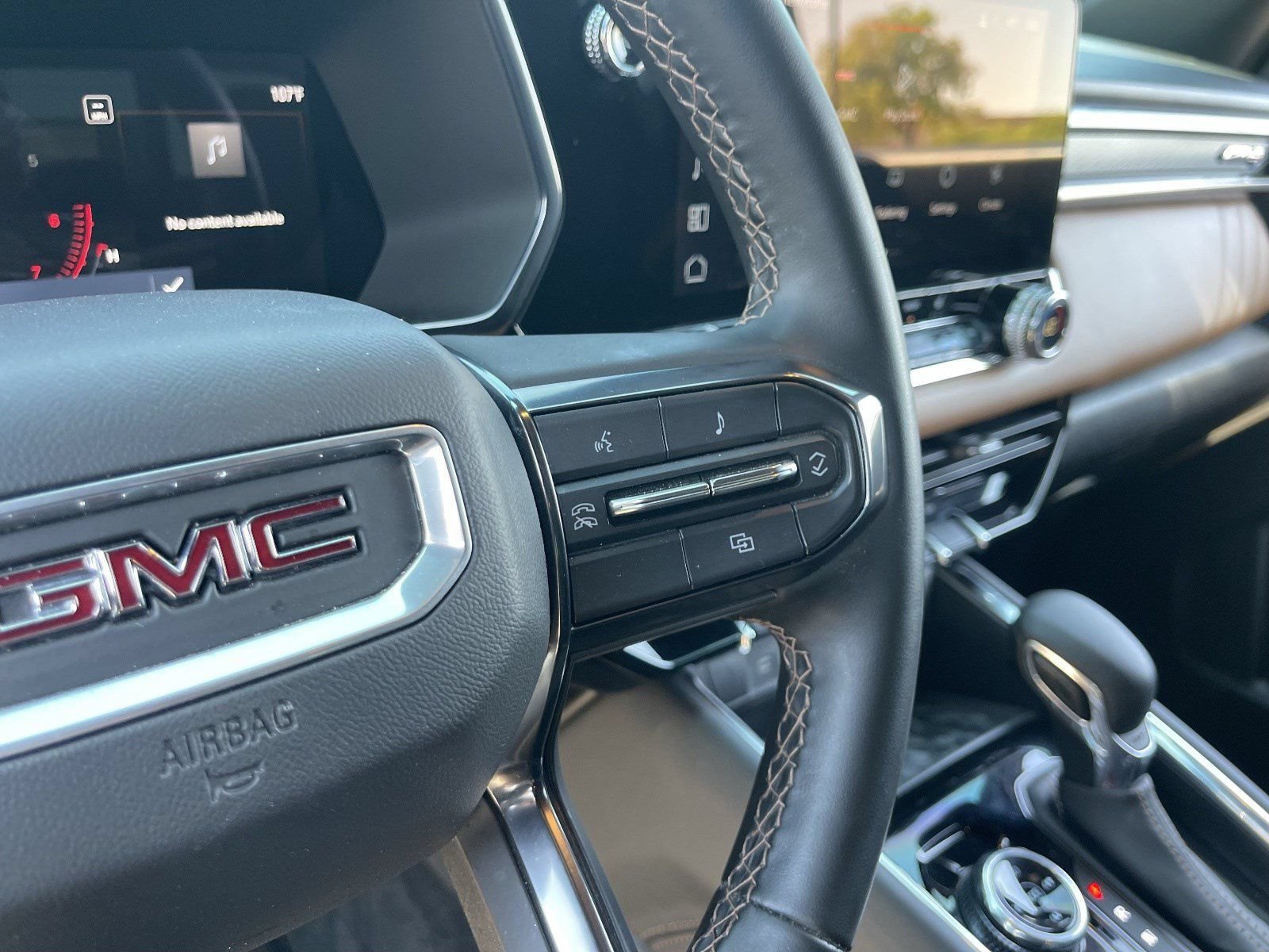 Certified 2025 GMC Canyon AT4 AWD/4WD image 26