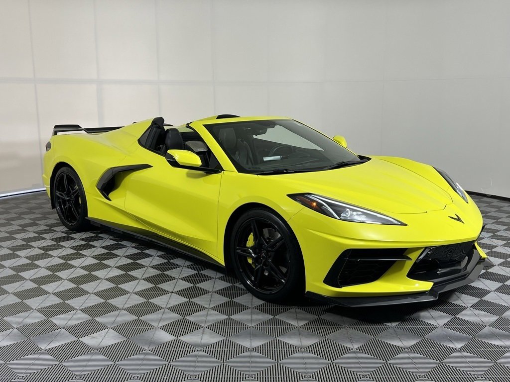 Used 2022 Chevrolet Corvette Stingray w/ Z51 Performance Package image 12