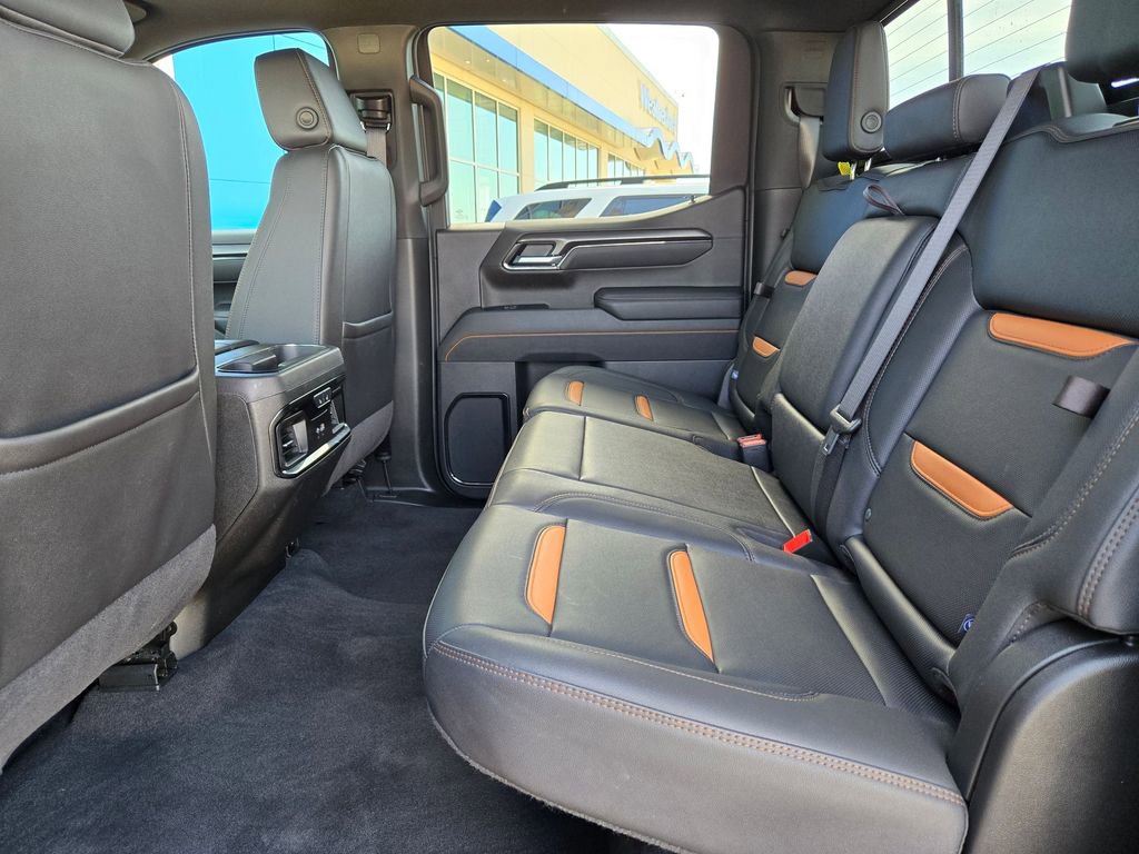 Used 2025 GMC Sierra 1500 AT4 w/ AT4 Premium Package image 15