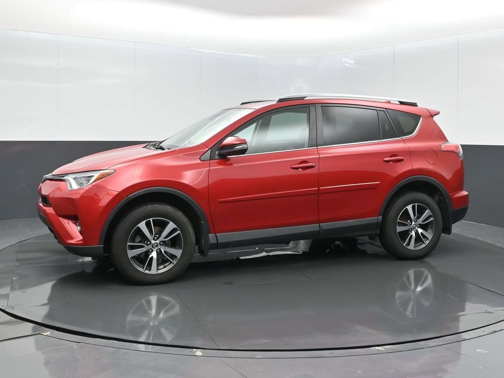 Used 2017 Toyota RAV4 XLE w/ Premium Extra Value Package image 10