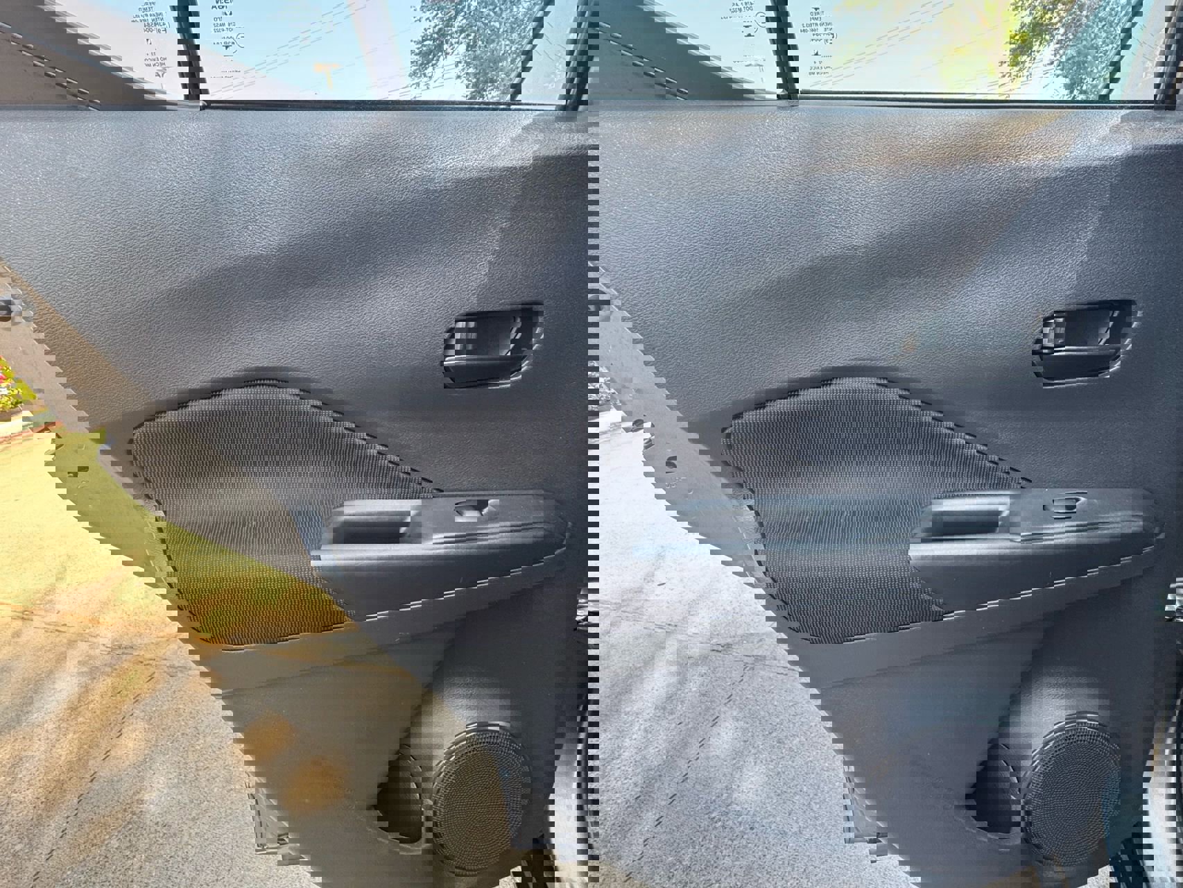 Used 2024 Nissan Kicks S image 29