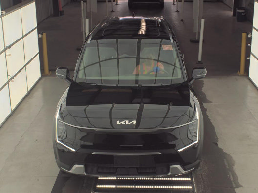 Used 2024 Kia EV9 Wind AWD/4WD image 2
