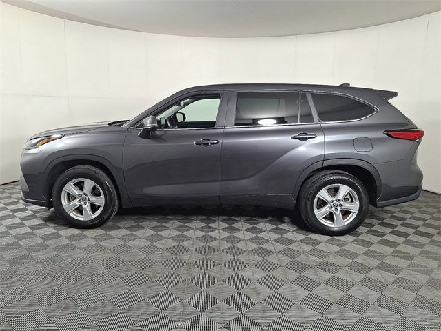 Used 2023 Toyota Highlander L image 7