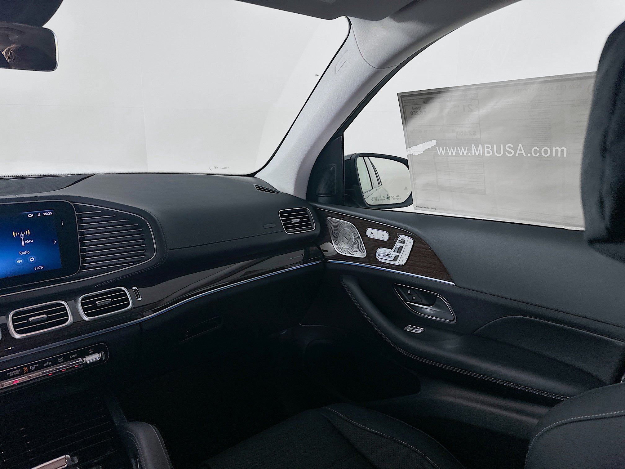 Used 2026 Mercedes-Benz GLS 450 4MATIC image 31