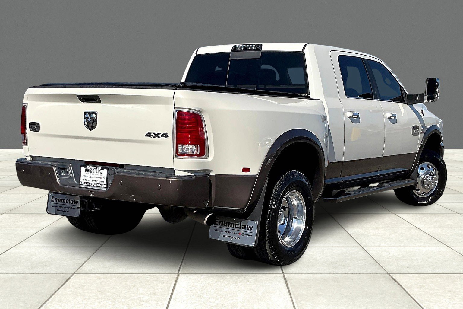 Used 2018 RAM 3500 Laramie Longhorn w/ Max Tow Package image 12