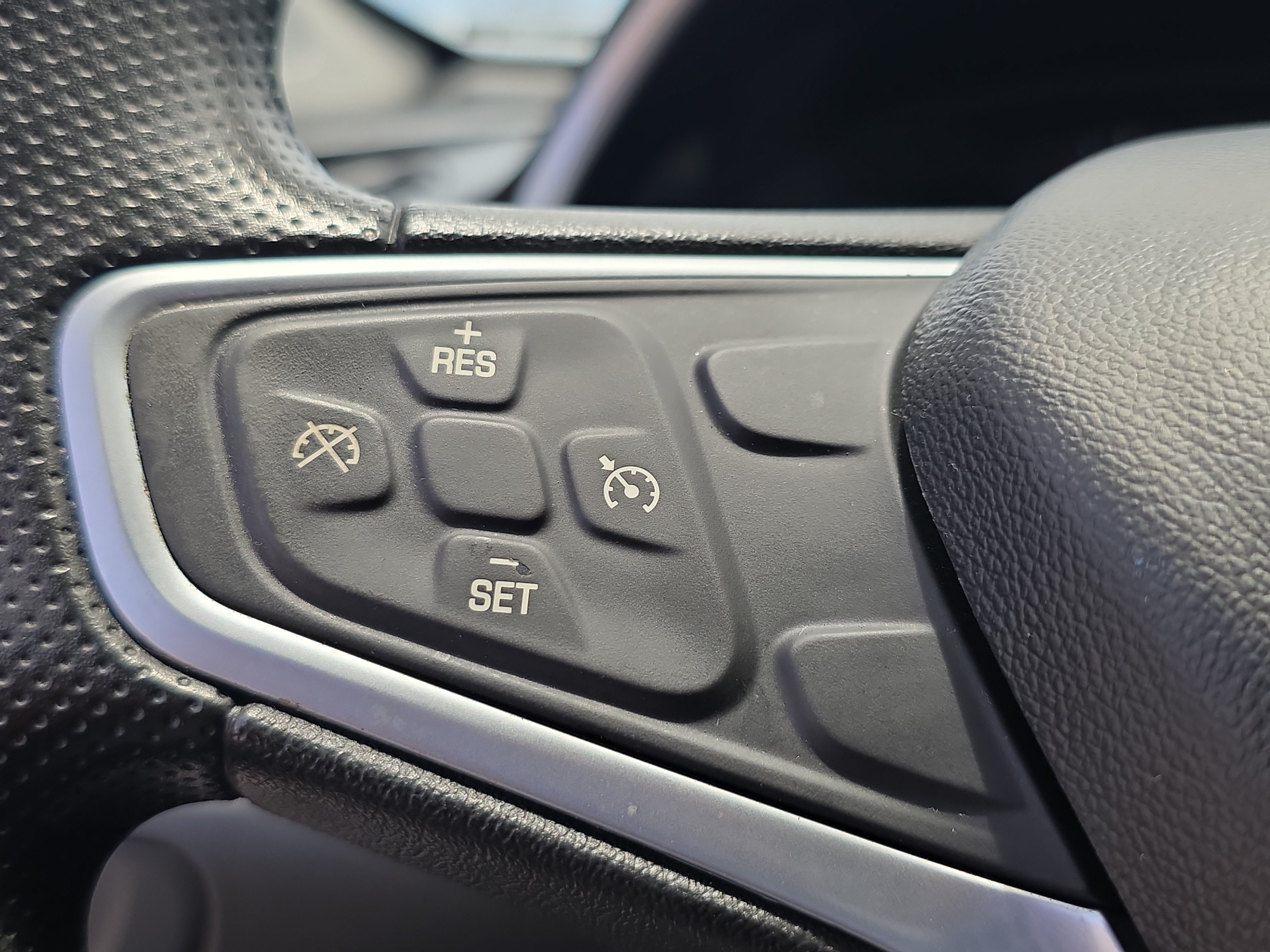 Used 2022 Chevrolet Malibu LT FWD image 27