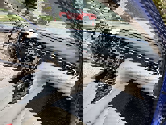 Used 2018 Toyota Camry XLE image 29