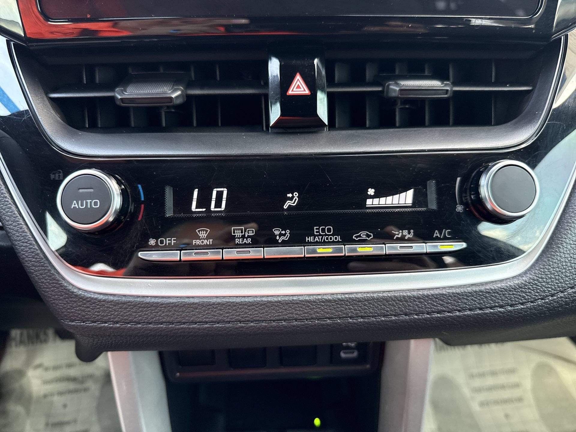 Certified 2025 Toyota Corolla Cross AWD Hybrid image 16
