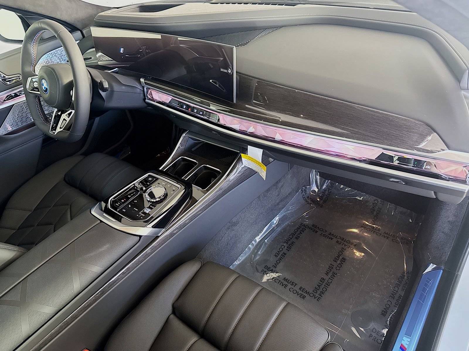 New 2026 BMW i7 xDrive60 w/ Executive Package AWD/4WD image 31