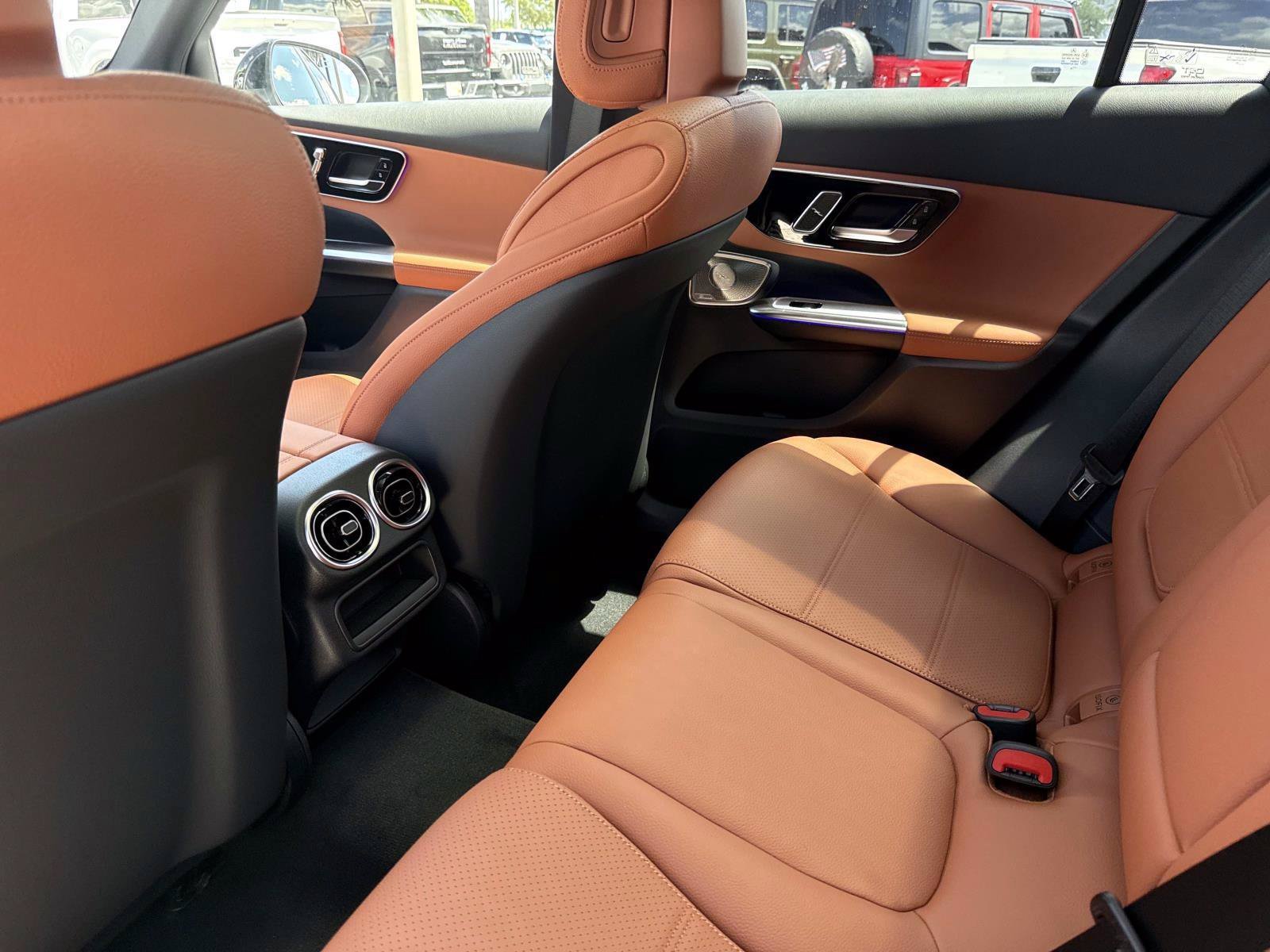 New 2027 Mercedes-Benz GLC 300 image 15