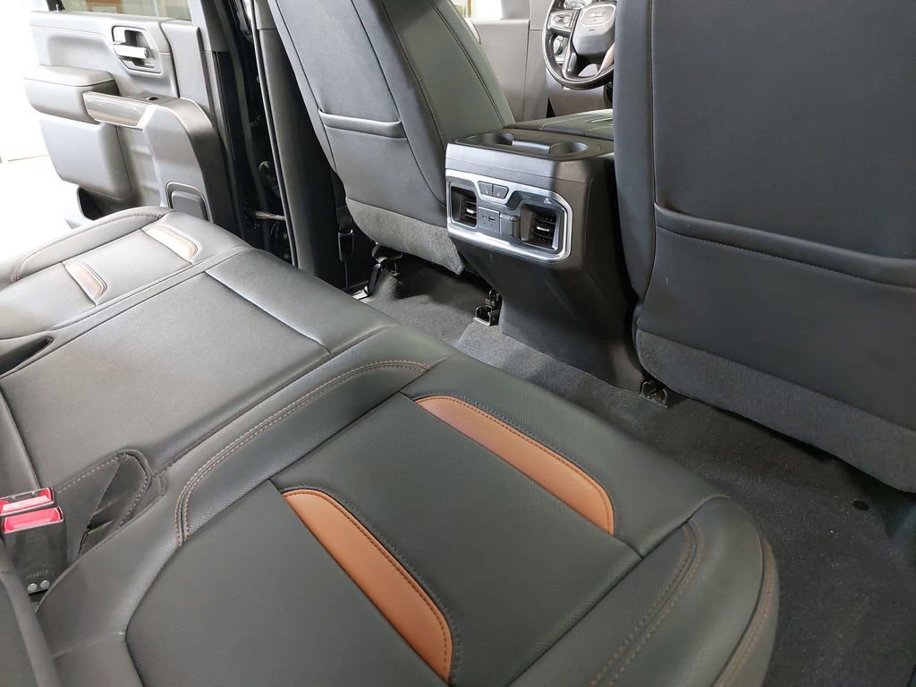 Used 2022 GMC Sierra 2500 AT4 w/ AT4 Premium Plus Package image 11