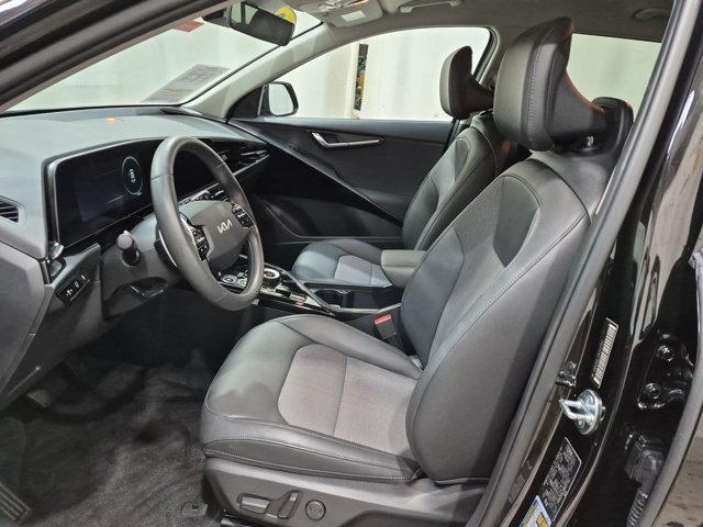 Certified 2024 Kia Niro Wind w/ Wind Preserve Package FWD image 12