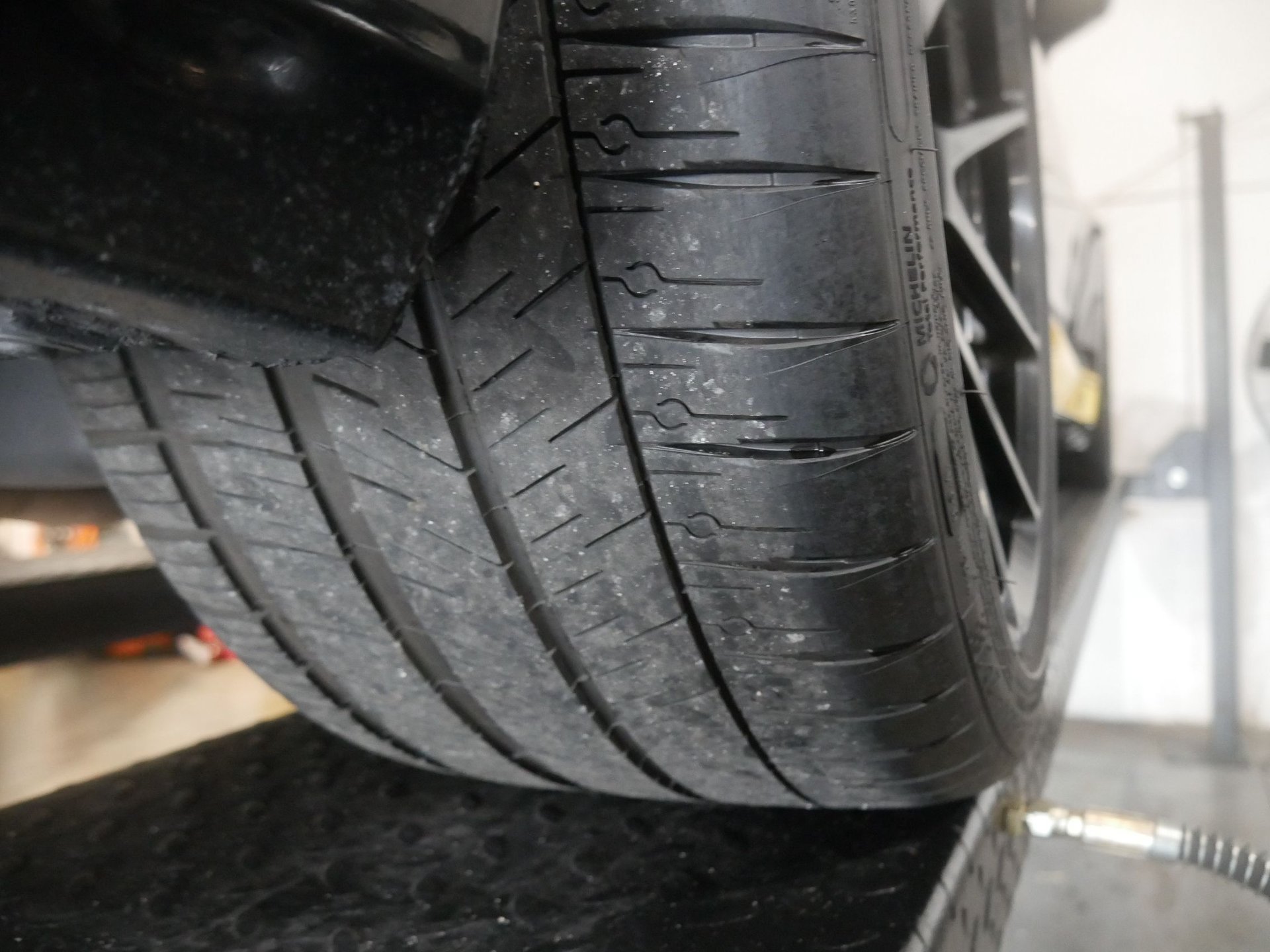 Used 2020 Chevrolet Camaro ZL1 RWD image 85