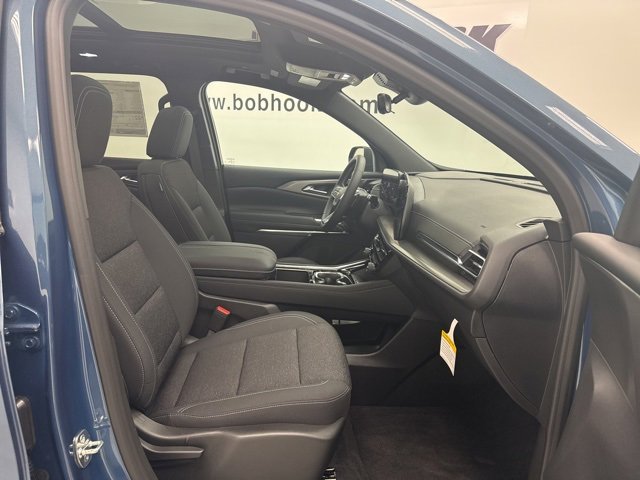 New 2026 Chevrolet Traverse LT w/ Sun and Wheel Package image 32