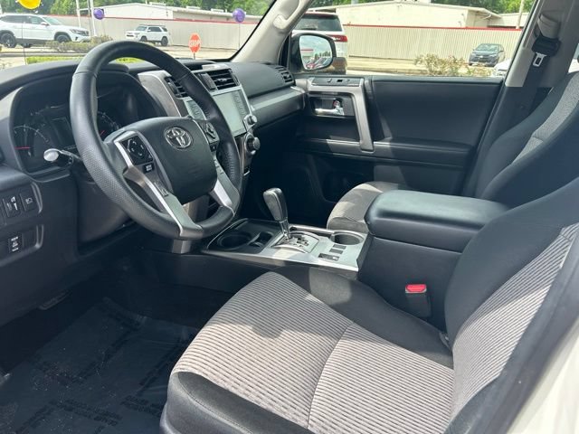 Used 2020 Toyota 4Runner SR5 RWD image 22