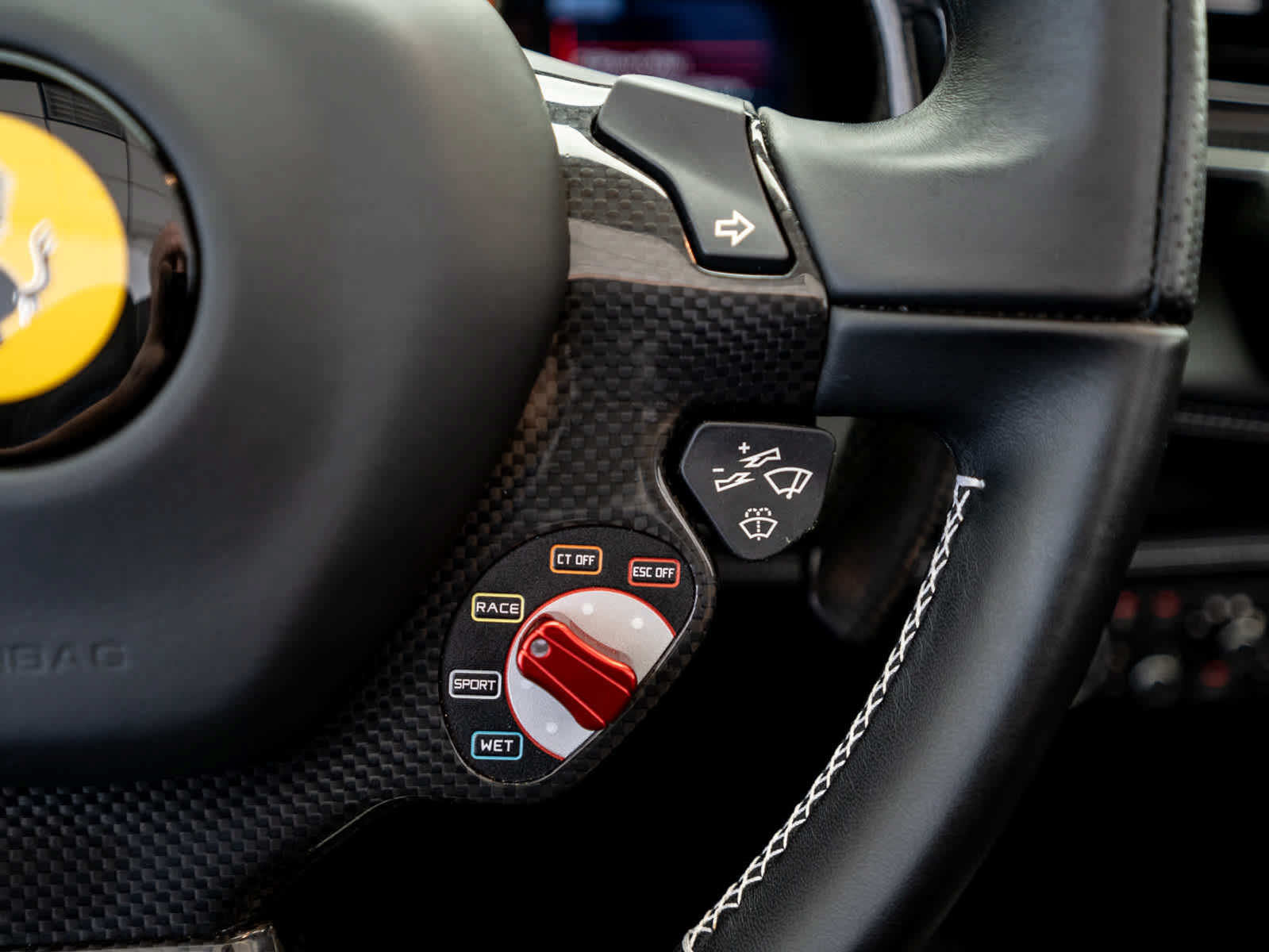 Used 2018 Ferrari 488 Spider RWD image 24