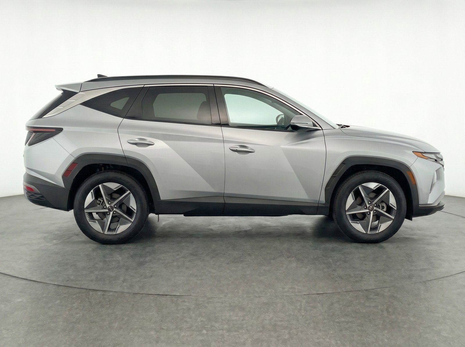 Used 2025 Hyundai Tucson SEL FWD image 11