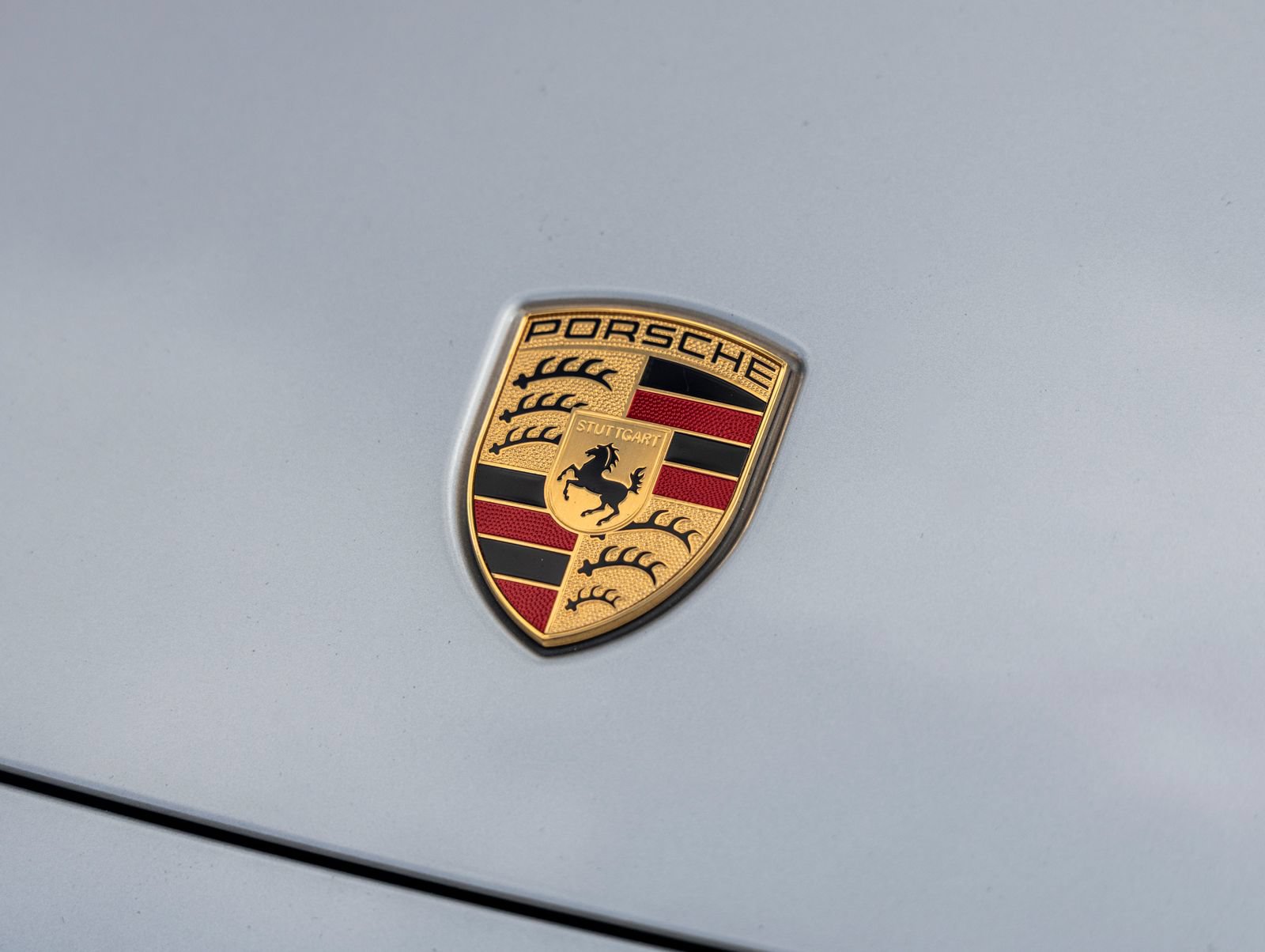 Used 2021 Porsche Cayenne AWD/4WD image 17