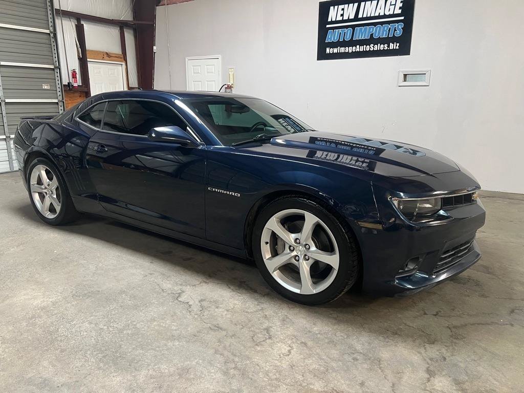 Used 2015 Chevrolet Camaro SS w/ RS Package RWD image 4