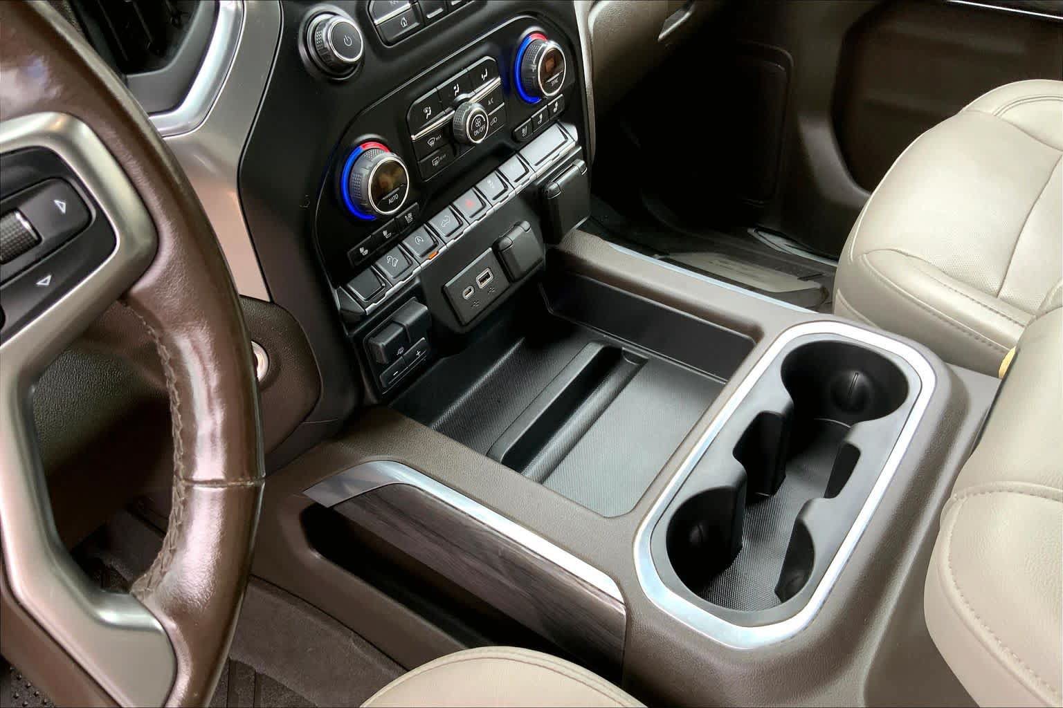Used 2019 Chevrolet Silverado 1500 LTZ AWD/4WD image 17