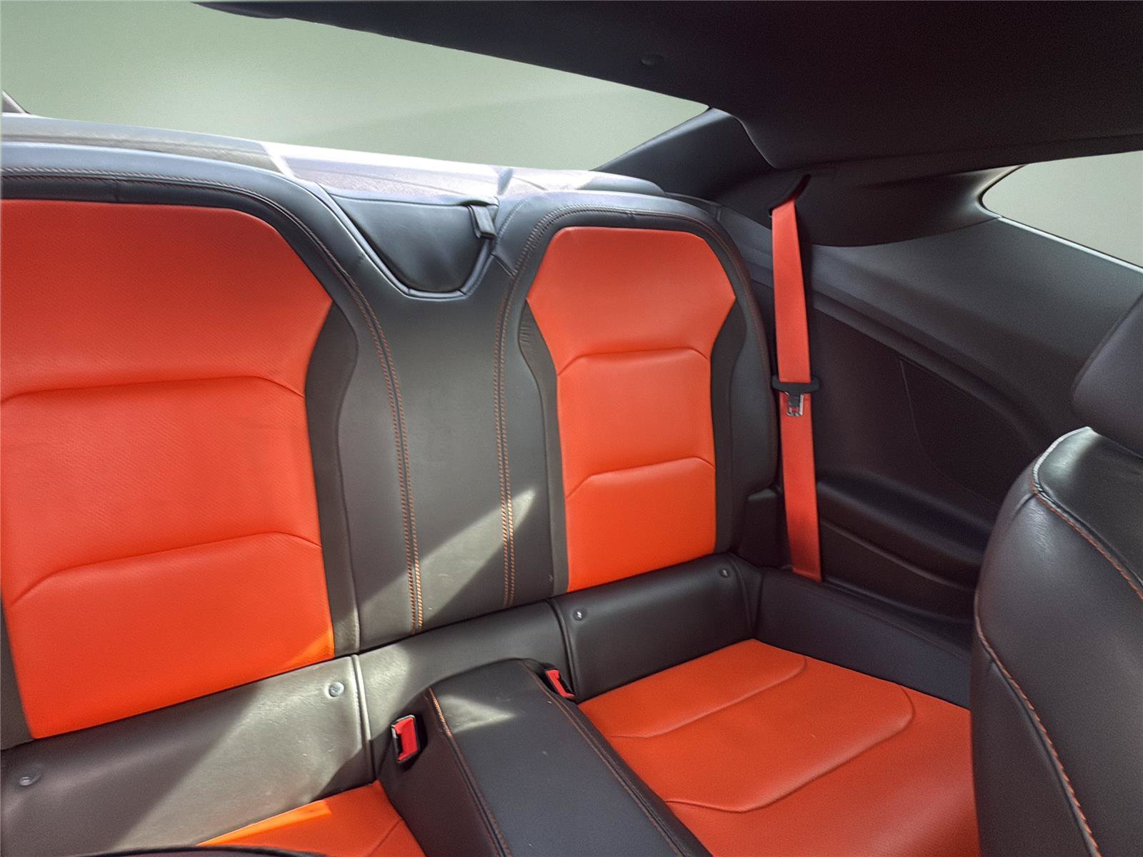 Used 2018 Chevrolet Camaro SS w/ Hot Wheels Edition RWD image 32