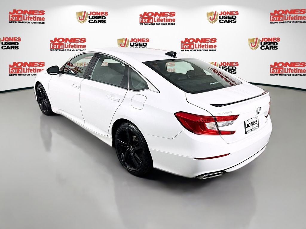 Used 2022 Honda Accord Sport image 2