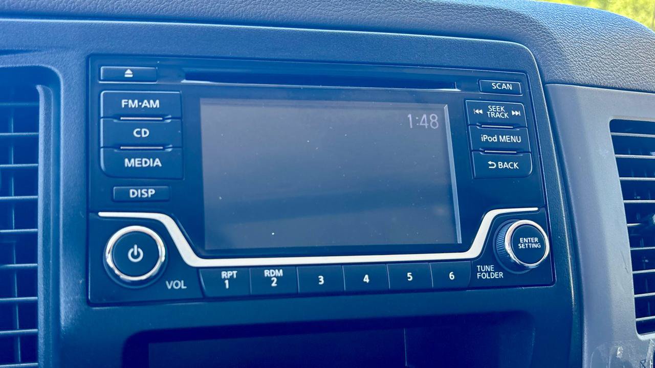 Used 2018 Nissan NV 2500 S RWD image 19