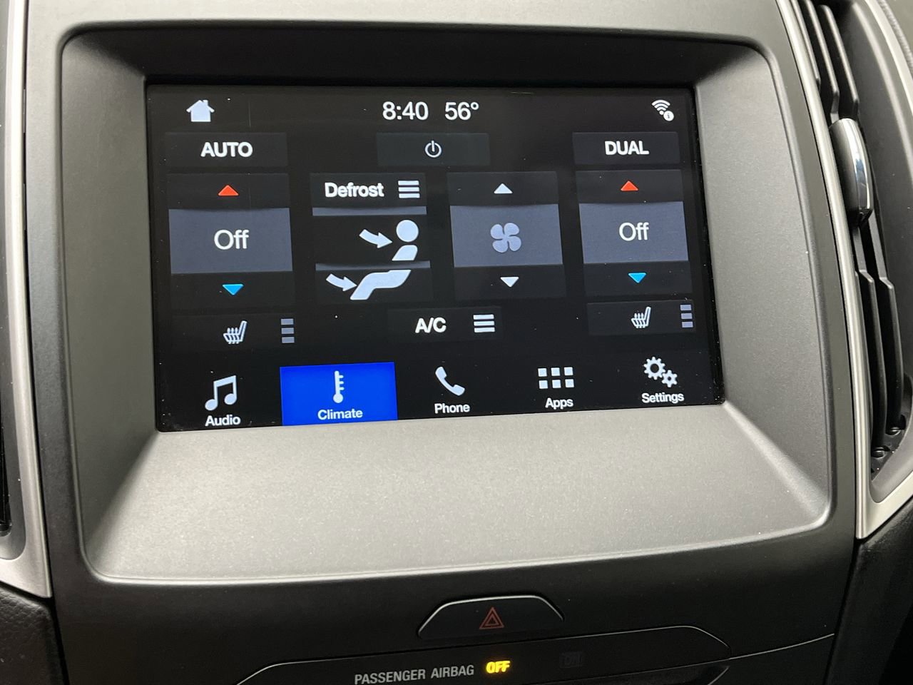 Used 2018 Ford Edge SEL w/ Equipment Group 201A AWD/4WD image 19