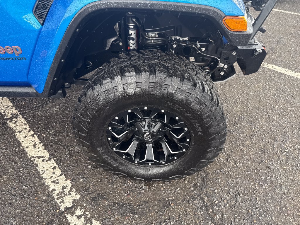 Used 2021 Jeep Gladiator Mojave AWD/4WD image 38