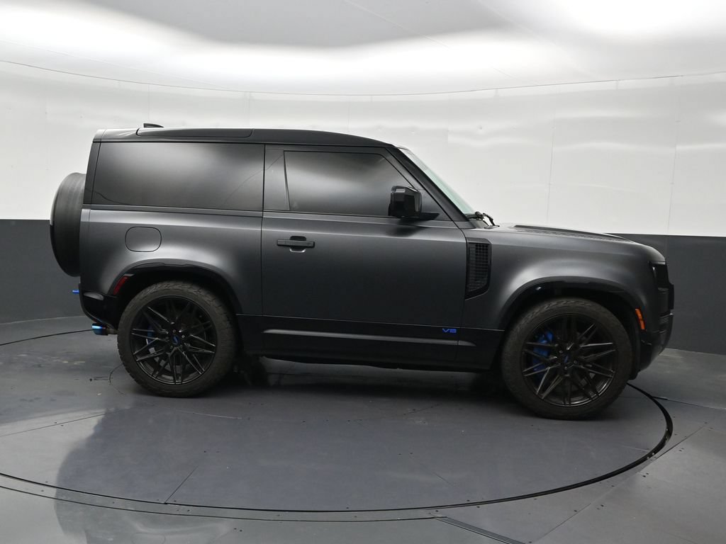 Used 2023 Land Rover Defender 90 V8 AWD/4WD image 6