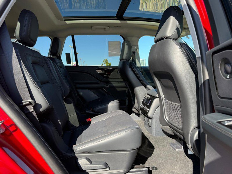 New 2026 Lincoln Aviator Reserve image 6