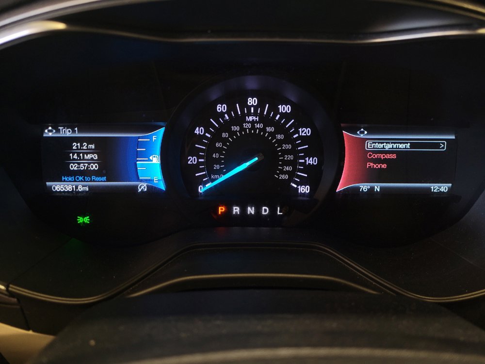 Used 2020 Ford Fusion SE FWD image 23
