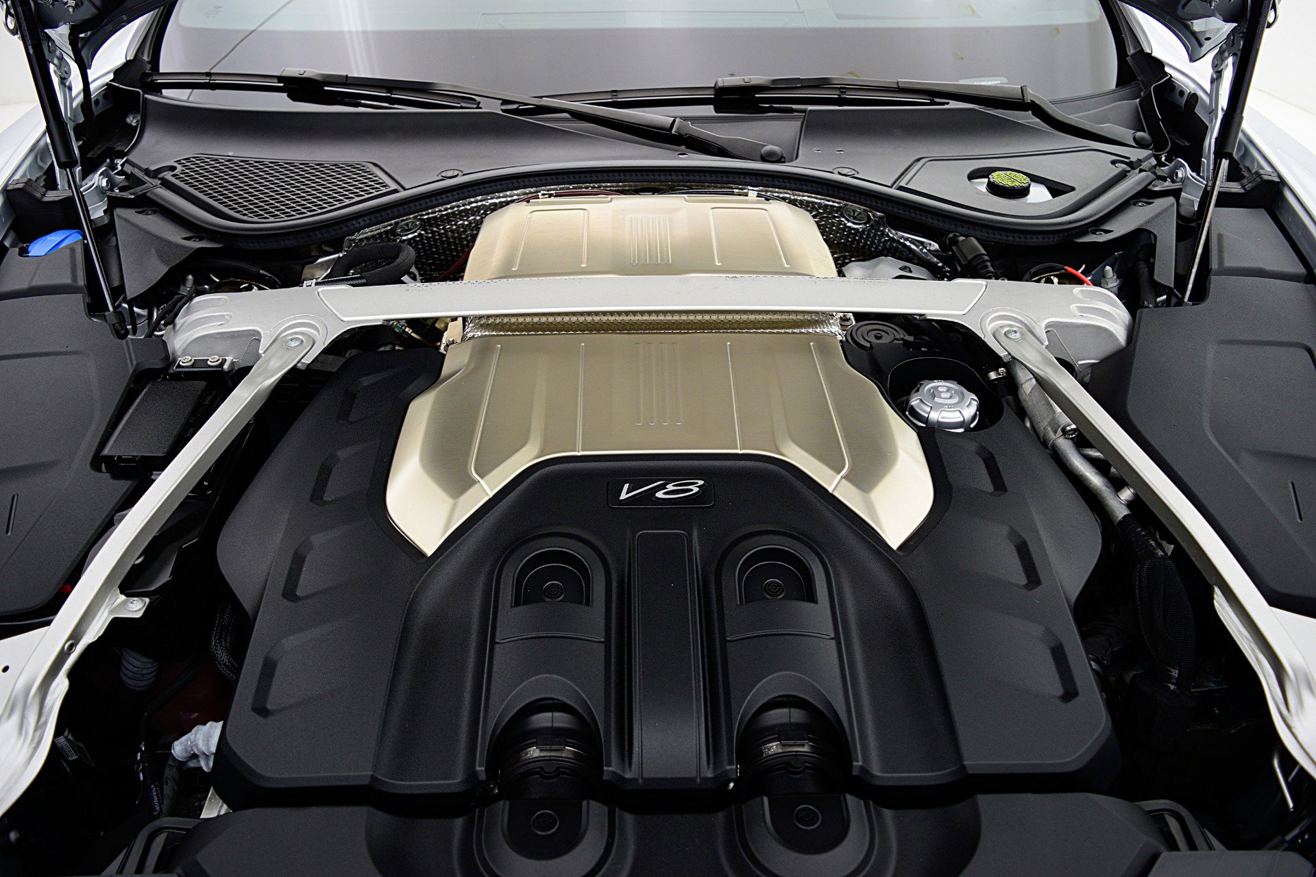 Used 2023 Bentley Continental GT Azure image 32