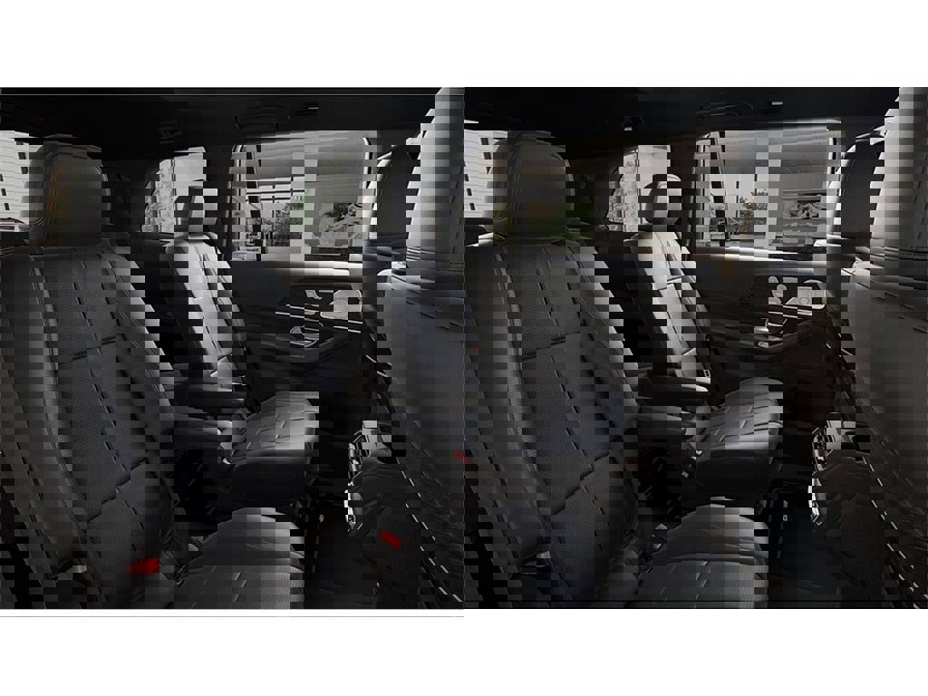 New 2026 Mercedes-Benz GLS 580 4MATIC image 5