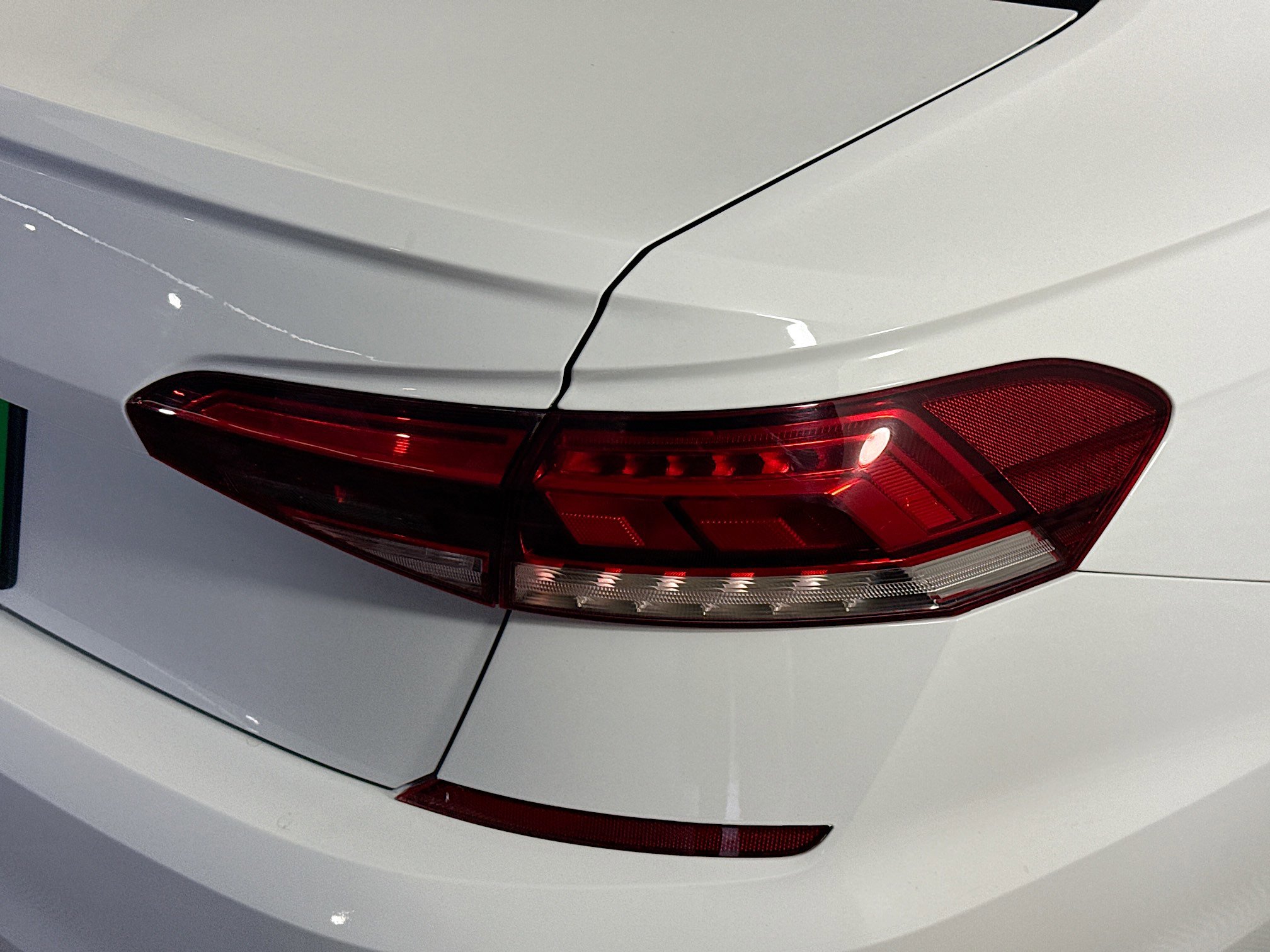 Used 2020 Volkswagen Passat 2.0T SE image 34