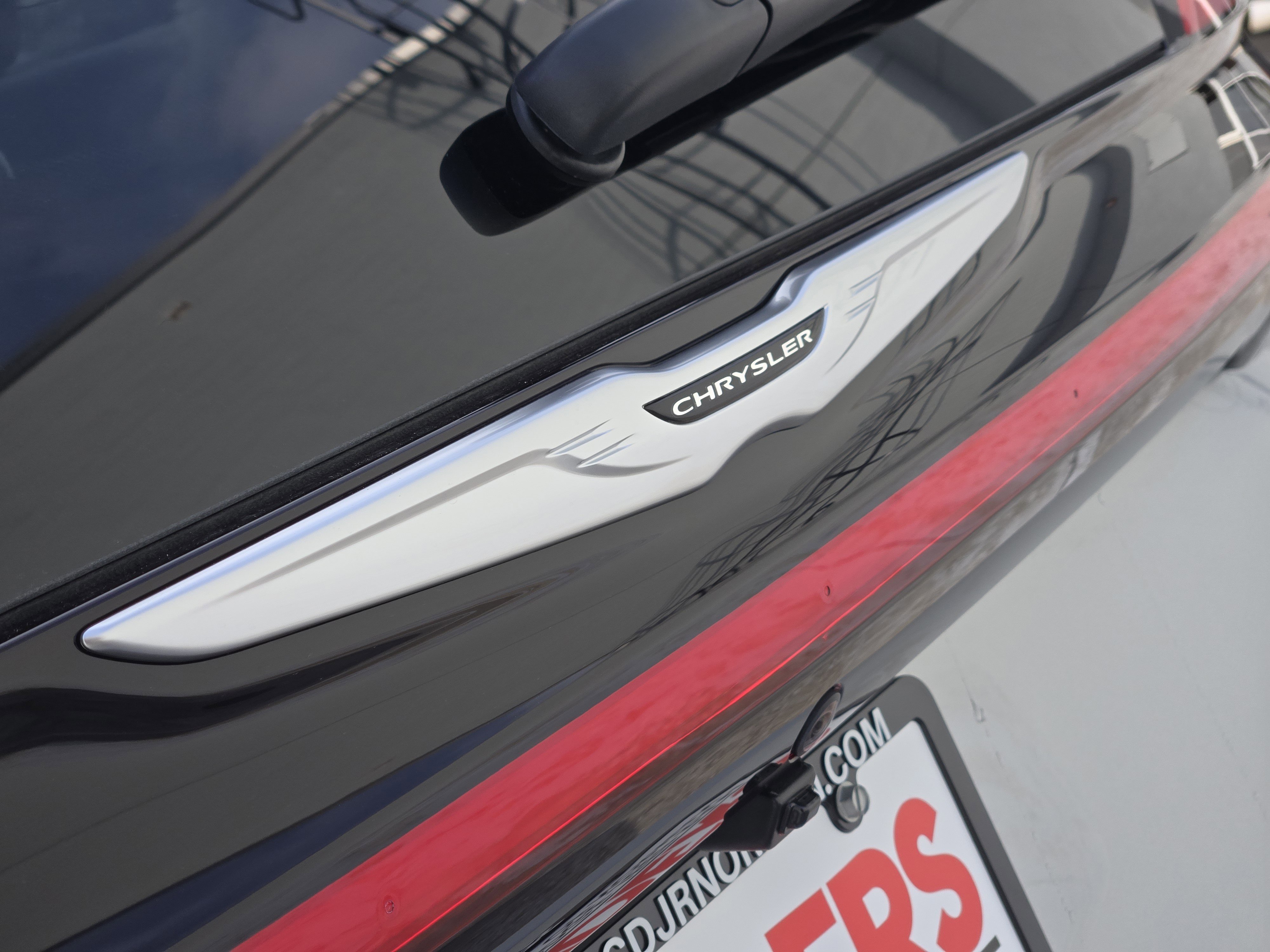 New 2026 Chrysler Pacifica Select image 7