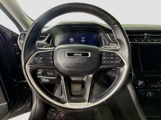 Used 2022 Jeep Grand Cherokee L Laredo w/ Luxury Tech Group I AWD/4WD image 11