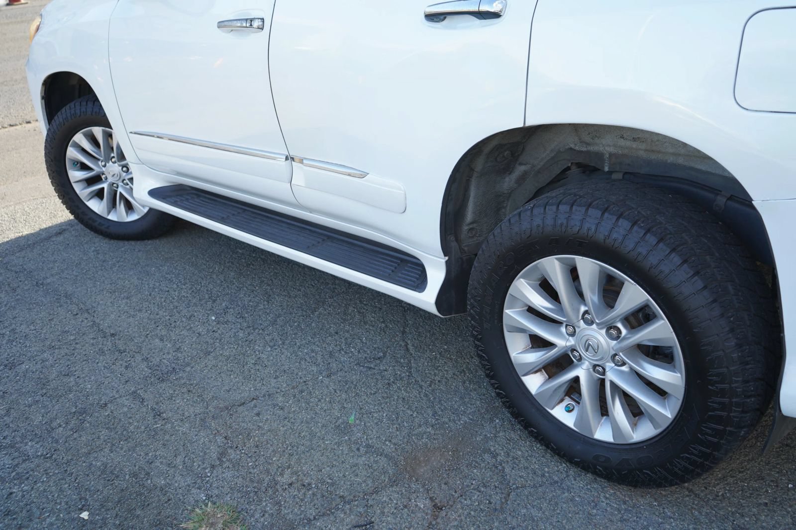 Used 2015 Lexus GX 460 AWD/4WD image 6