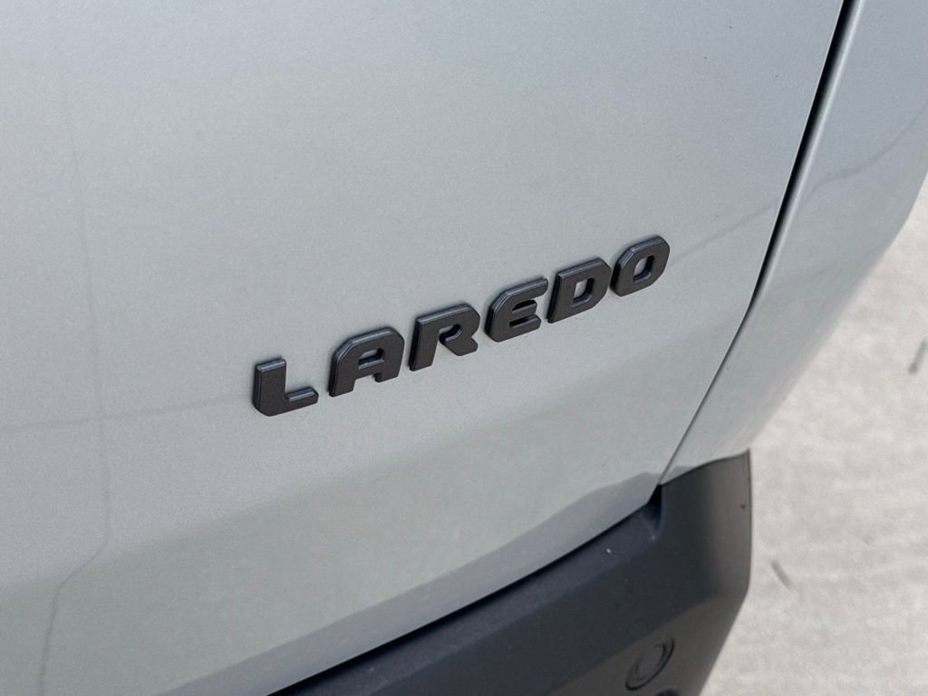 New 2026 Jeep Cherokee Laredo image 34
