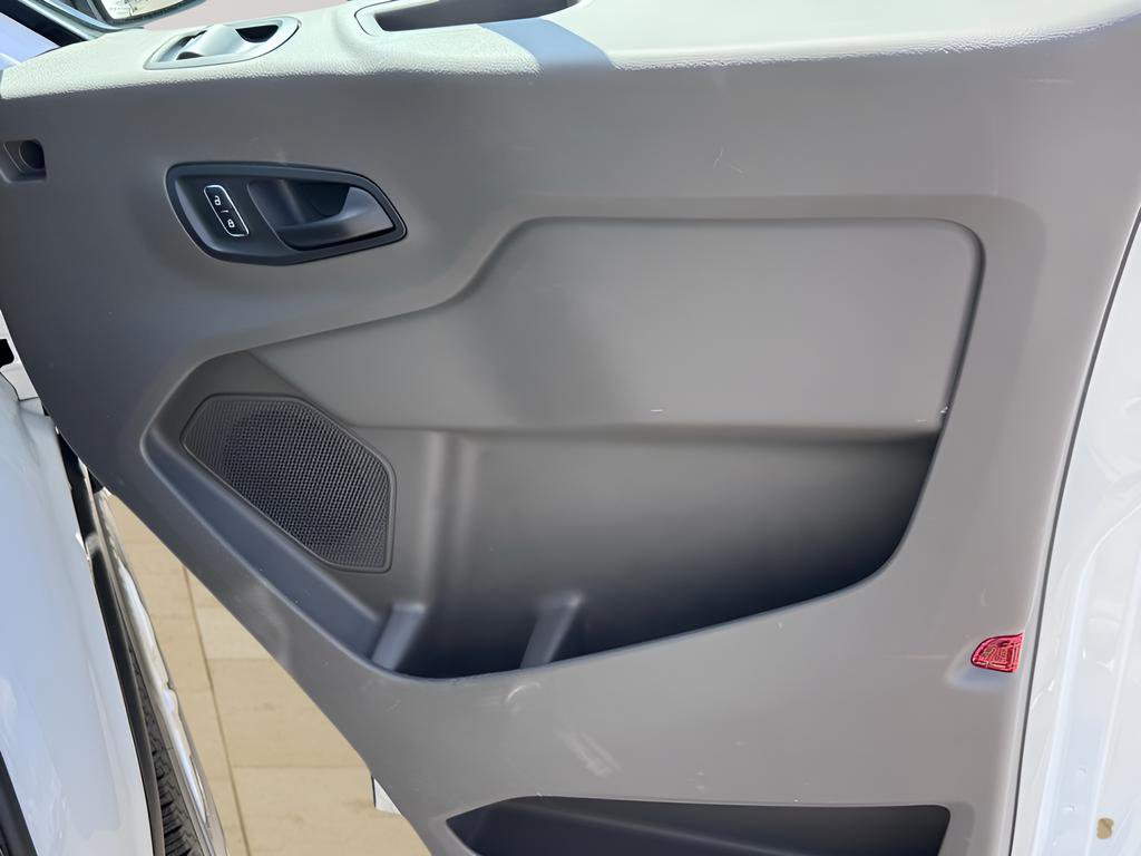 Used 2024 Ford Transit 350 XLT image 25