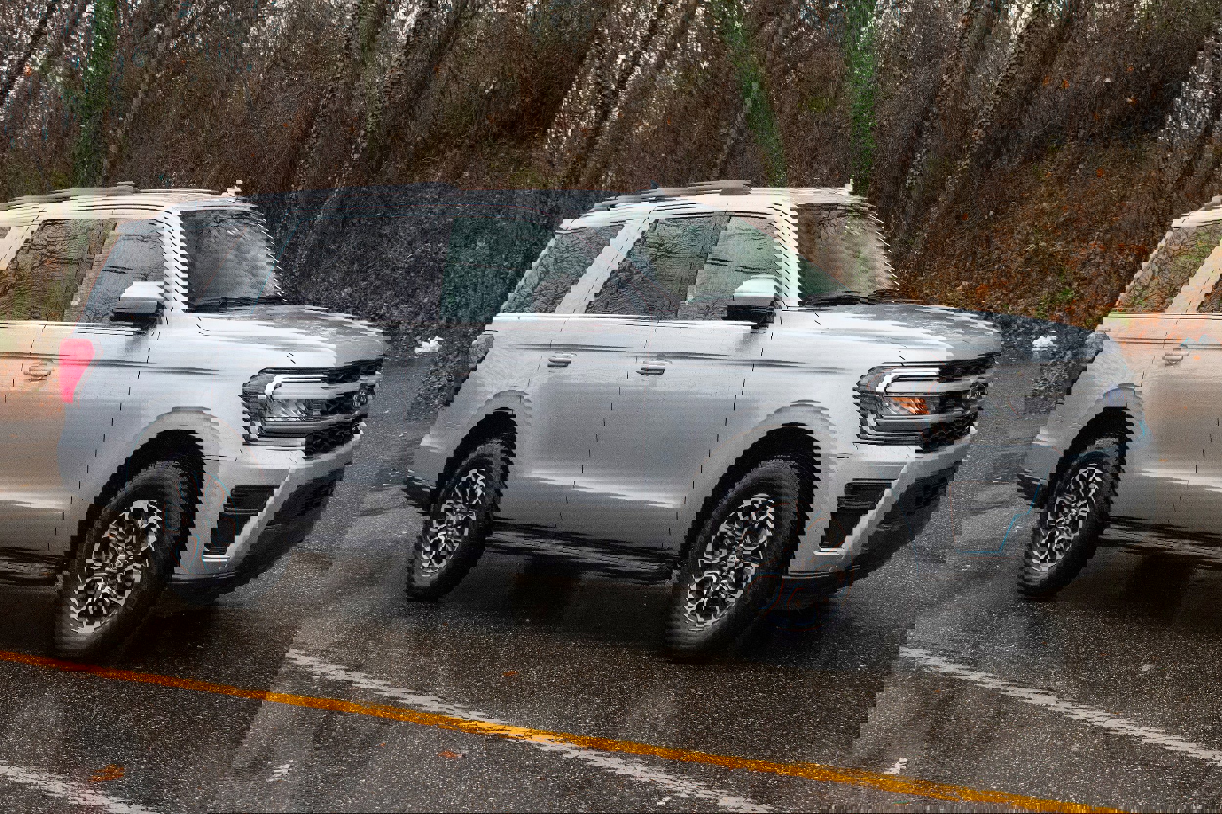 Used 2024 Ford Expedition XLT image 12