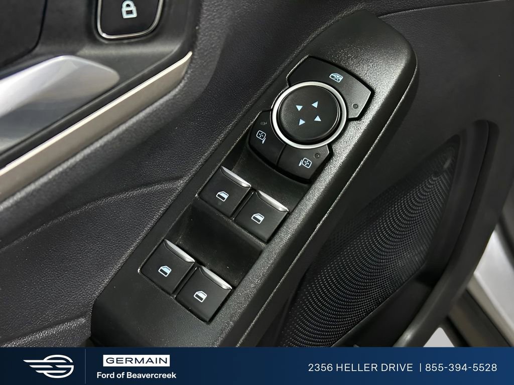 Used 2022 Ford Escape SEL image 17