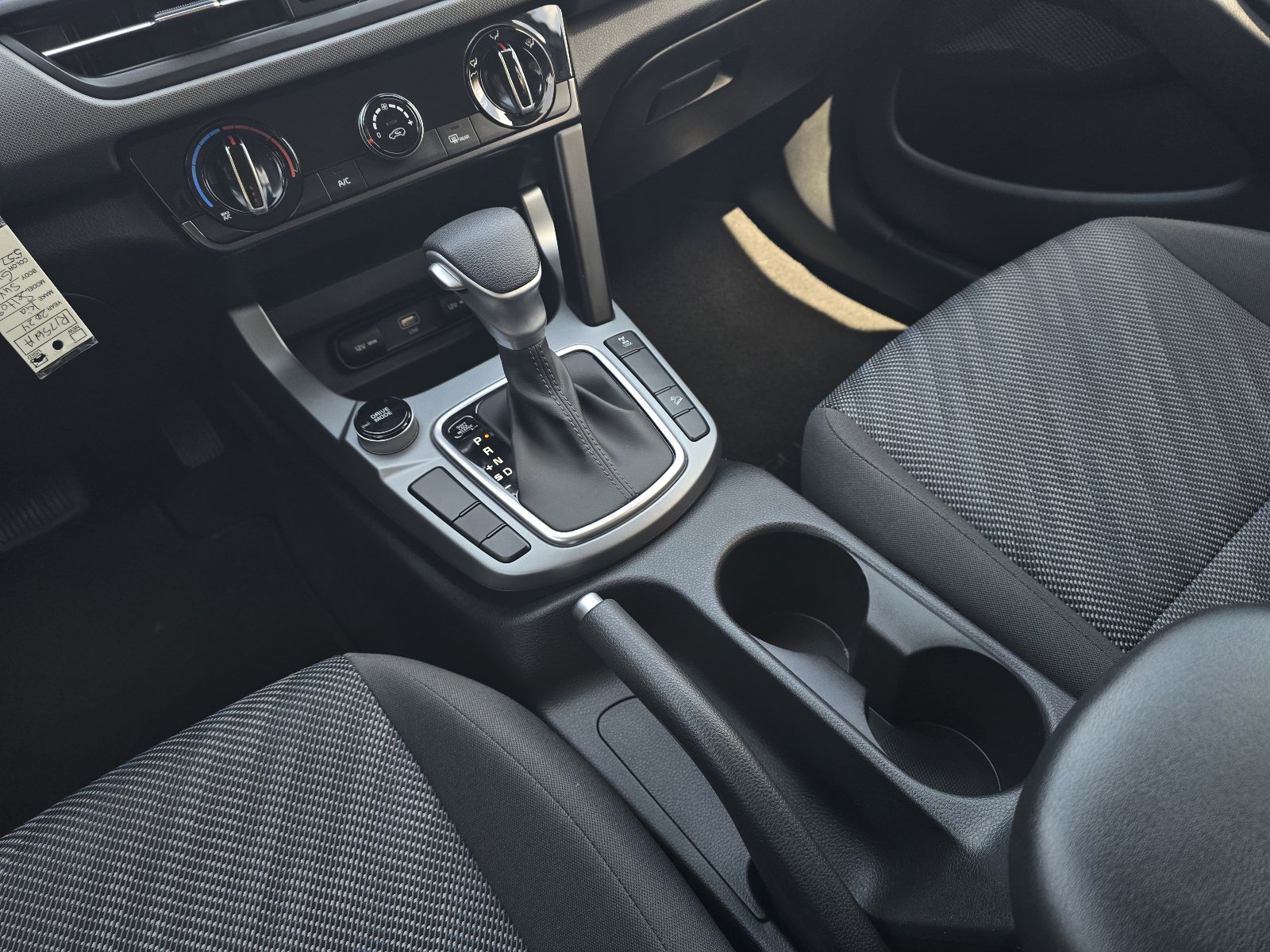 Used 2024 Kia Seltos LX image 16